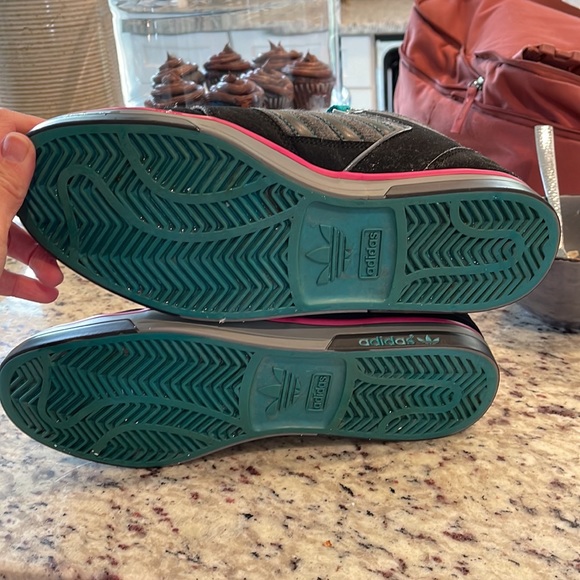 Adidas Originals Hard Court High Tops mens sz 11 - Picture 5 of 7